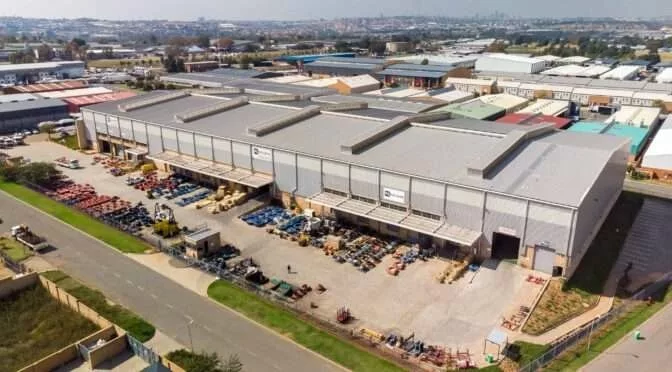 De Beers Sightholder Sales South Africa unveils its new sorting facility in  Johannesburg